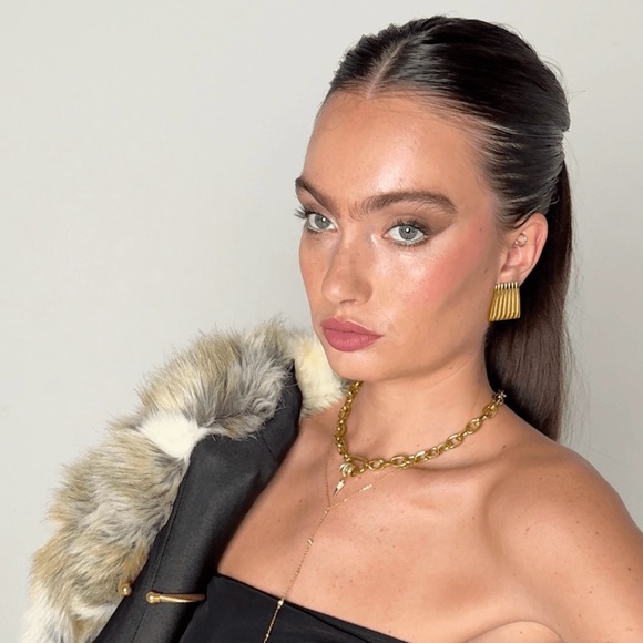 NEW Zara Gold Earrings - Picture 2 of 7